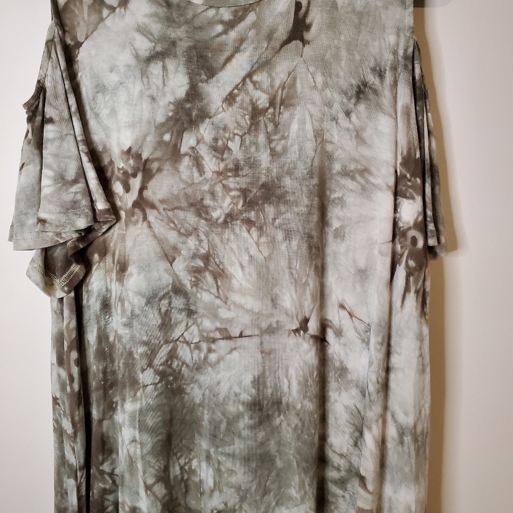 Spade & Heart tie dye cold shoulder dress large - Picture 6 of 14